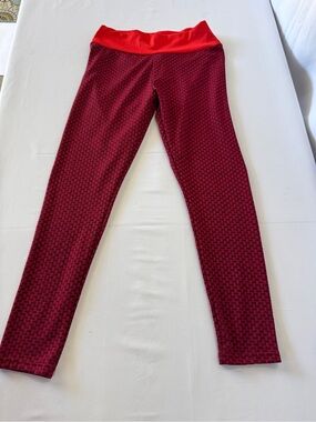 Red Honeycomb Scrunch Butt Leggings Size S